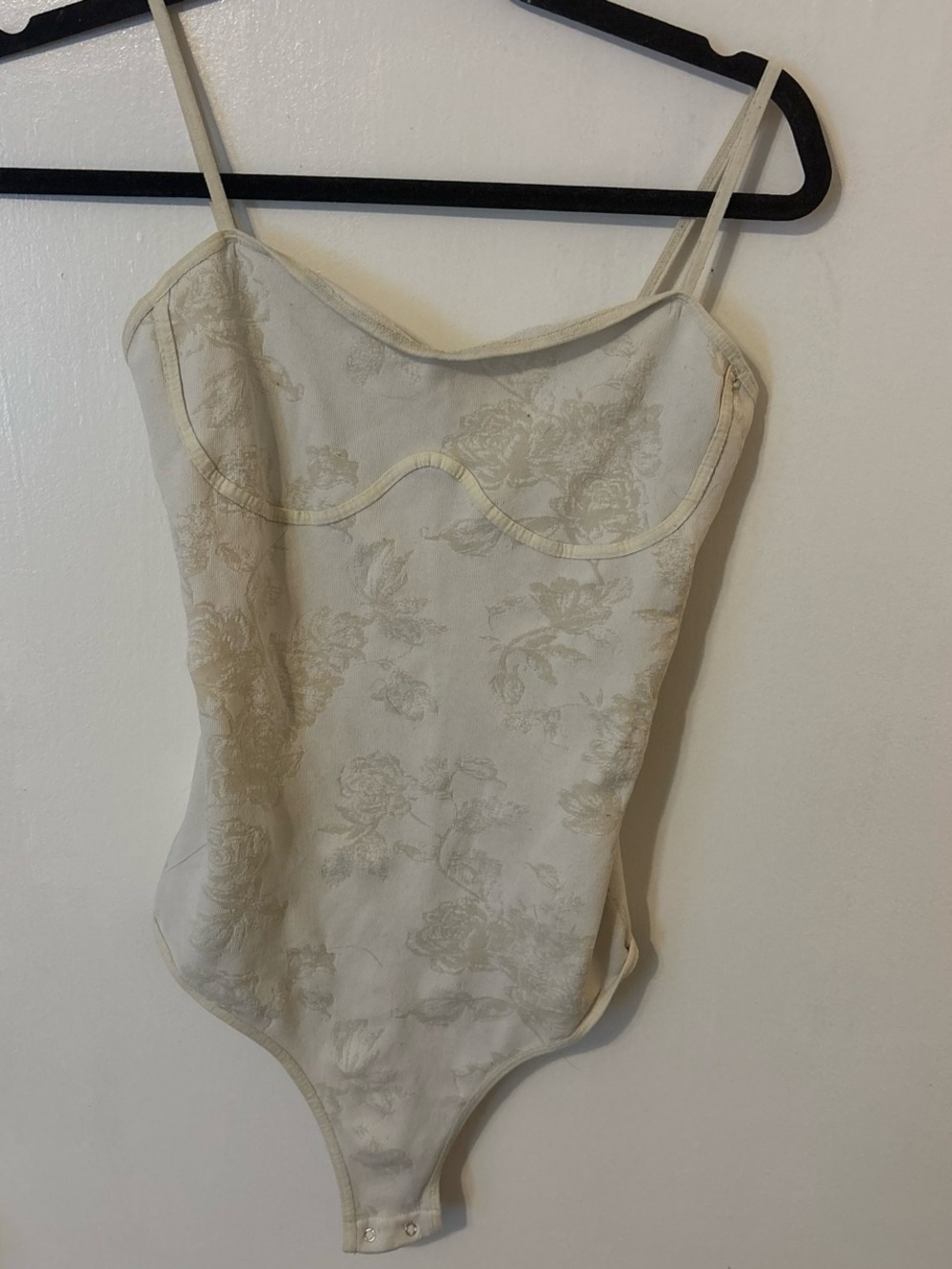 Free people Women's Floral Lace Bodysuit in Cream